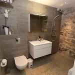 Lägenhet Alnes Gård